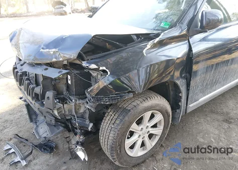 2013 Toyota Highlander Base V6 z USA, uszkodzony, nr VIN 5TDBK3EH4DS245017